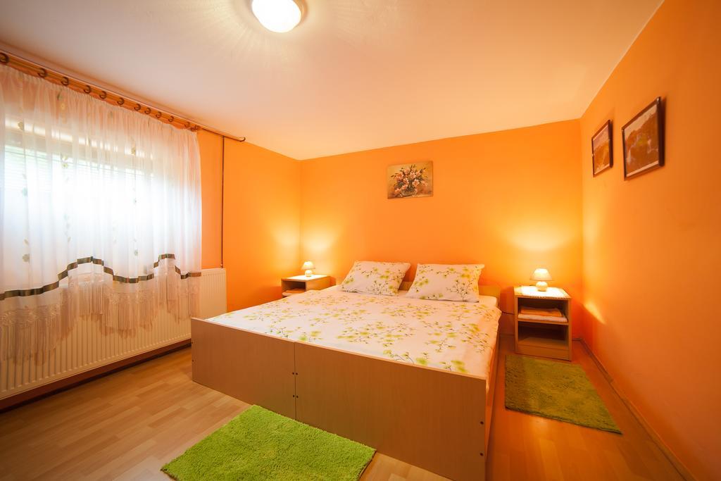 Apartment Tomasevic Slunj Exterior foto